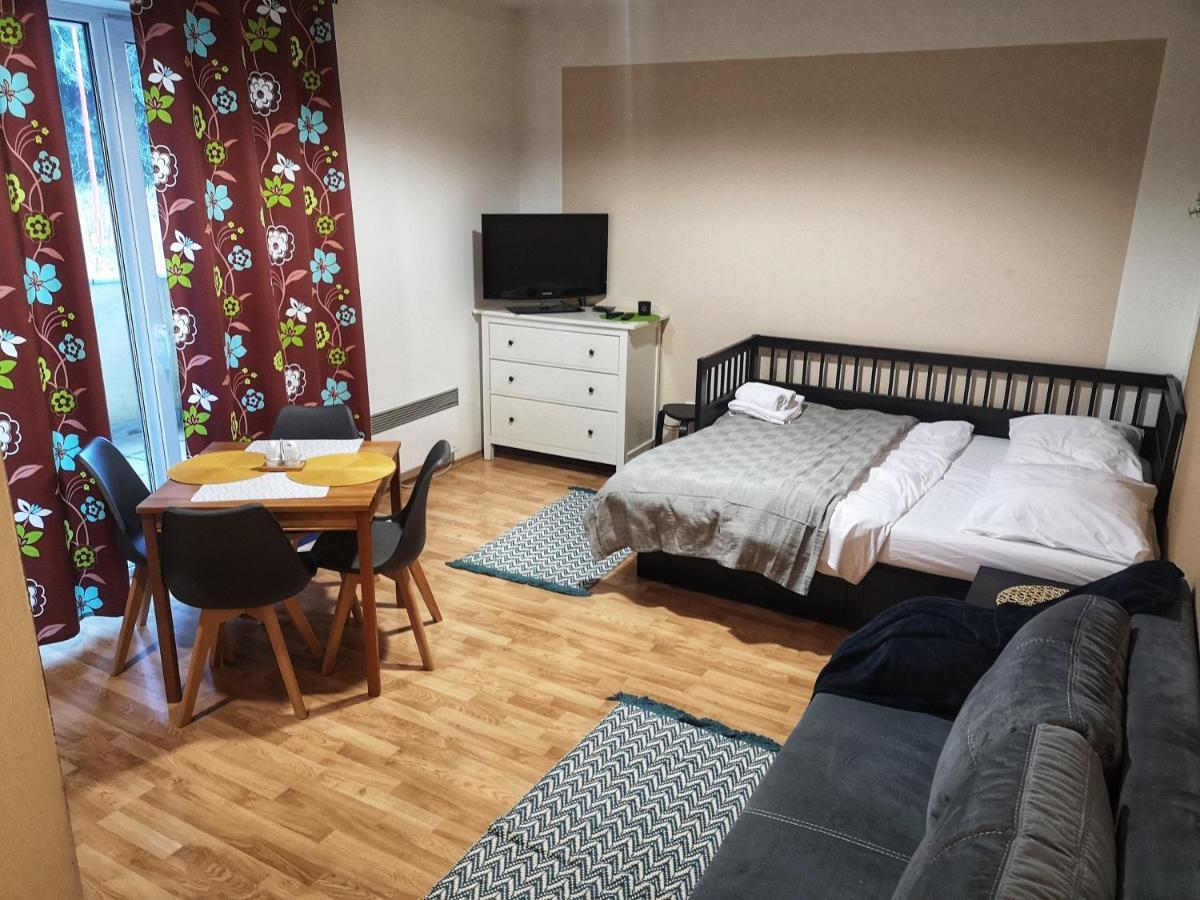 Apartmany Margo Sun Martinske Hole Bagian luar foto